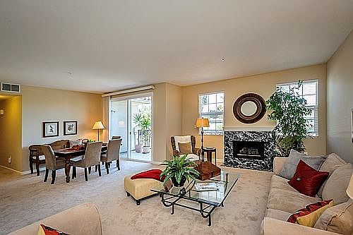 3rd image of 550 El Camino Real APT 302