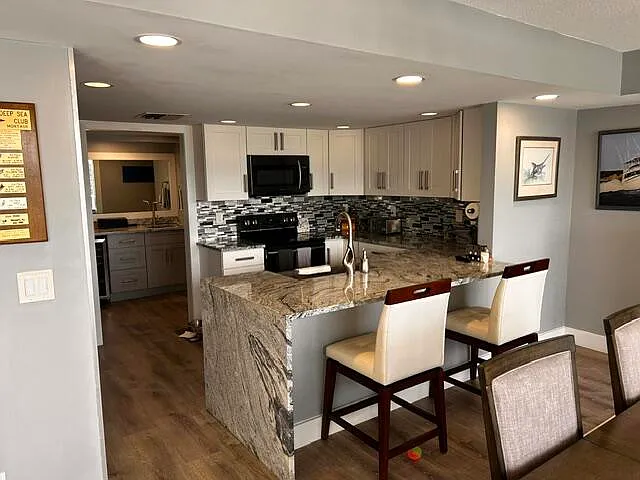 108 Lakeshore Dr #338 — Photo 9