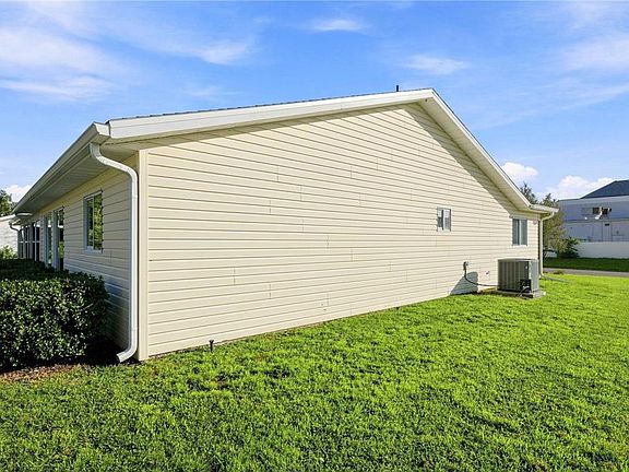5th image of 17960 SE 108TH COURT