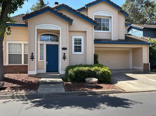 8212 Shannon Oak Ln, Elk Grove, CA 95758