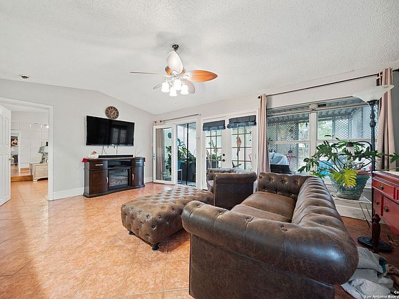 2nd image of 4146 Sunrise Creek Dr