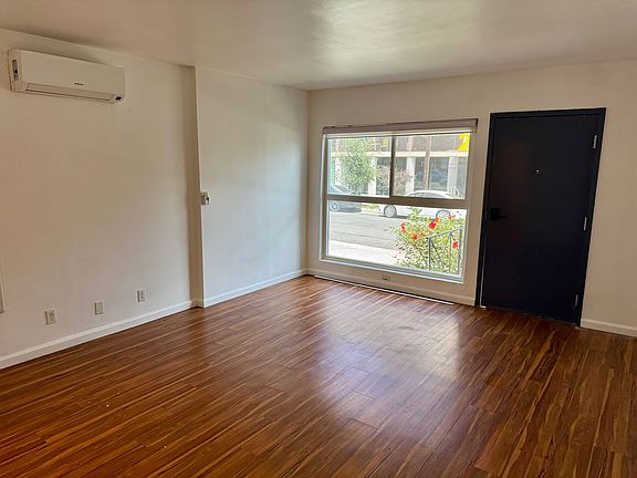 5th image of 275 N Oakland Ave #4