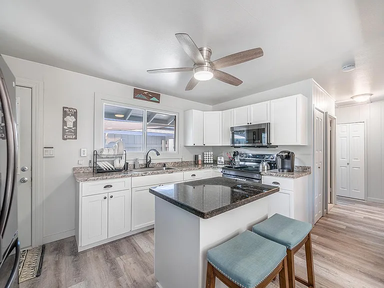 1238 Keolu Dr — Photo 12