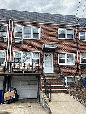 1st image of 21-30 Clintonville St #1