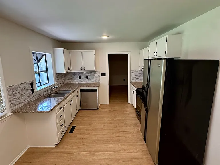 4016 Tipperary Pl — Photo 15