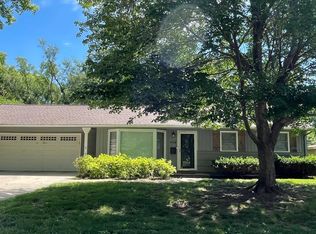7129 Hardy St, Overland Park, KS 66204