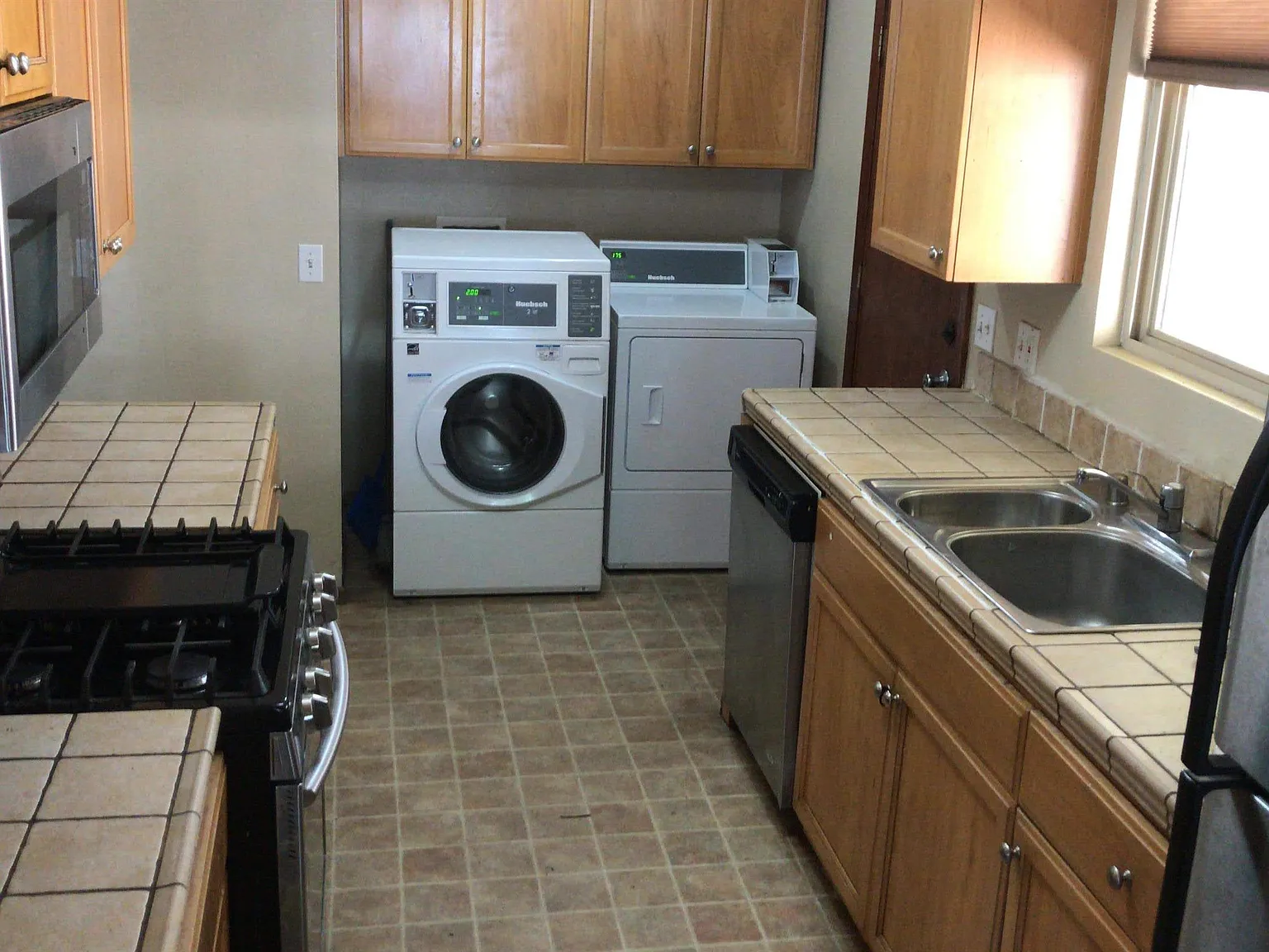 4Plex Plus Store - 03 — Photo 2