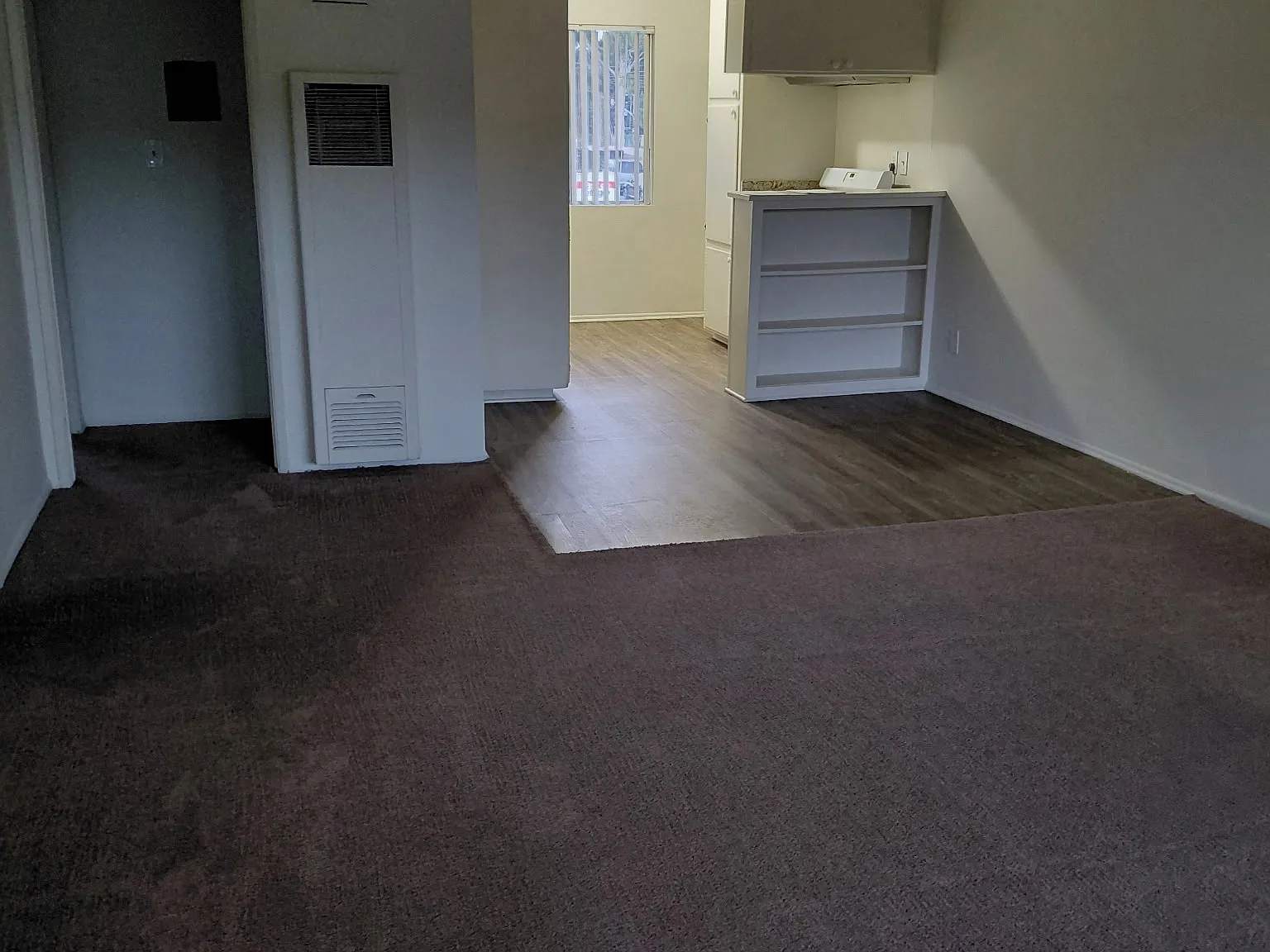 Berkley Square Apartments — Photo 2