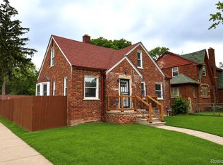 15405 Winthrop St, Detroit, MI 48227
