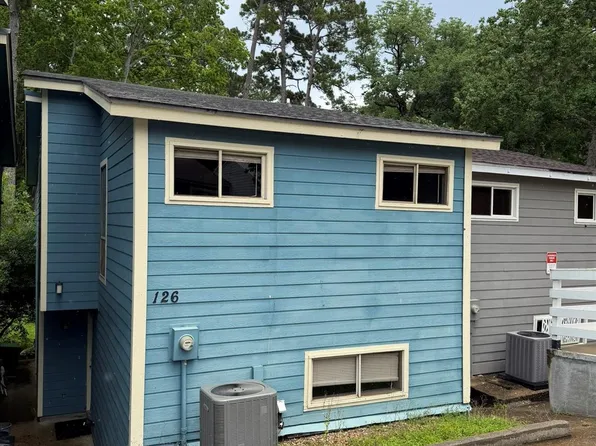 126 Harbour Ln, Coldspring, TX 77331