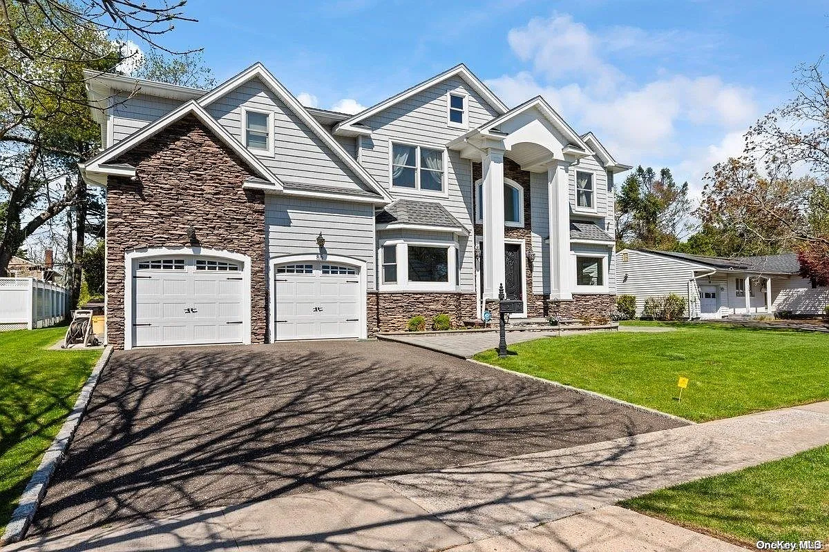 55 Ivy Drive photo 1