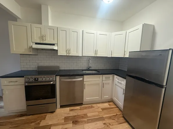 426 West 48th Street image 1 of 8