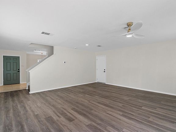 4th image of 10341 Garbacz Dr