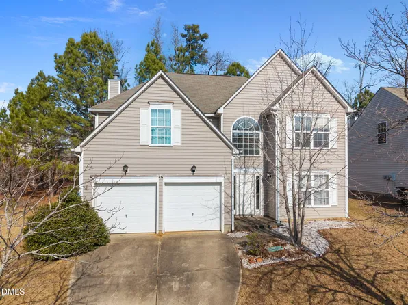 524 Texanna Way, Holly Springs, NC 27540