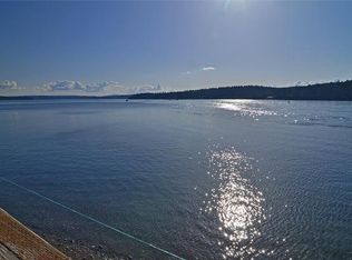 16243 Reitan Rd NE, Bainbridge Island, WA 98110