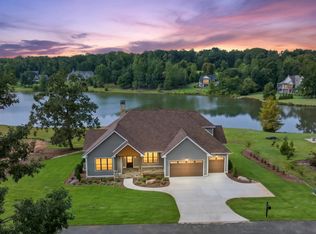 966 Mapleton Ln, Columbus, NC 28722