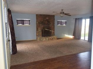 11225 Peach Ave, Hesperia, CA 92345