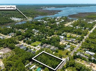 24 N 6th St, Pt Washington, FL 32459