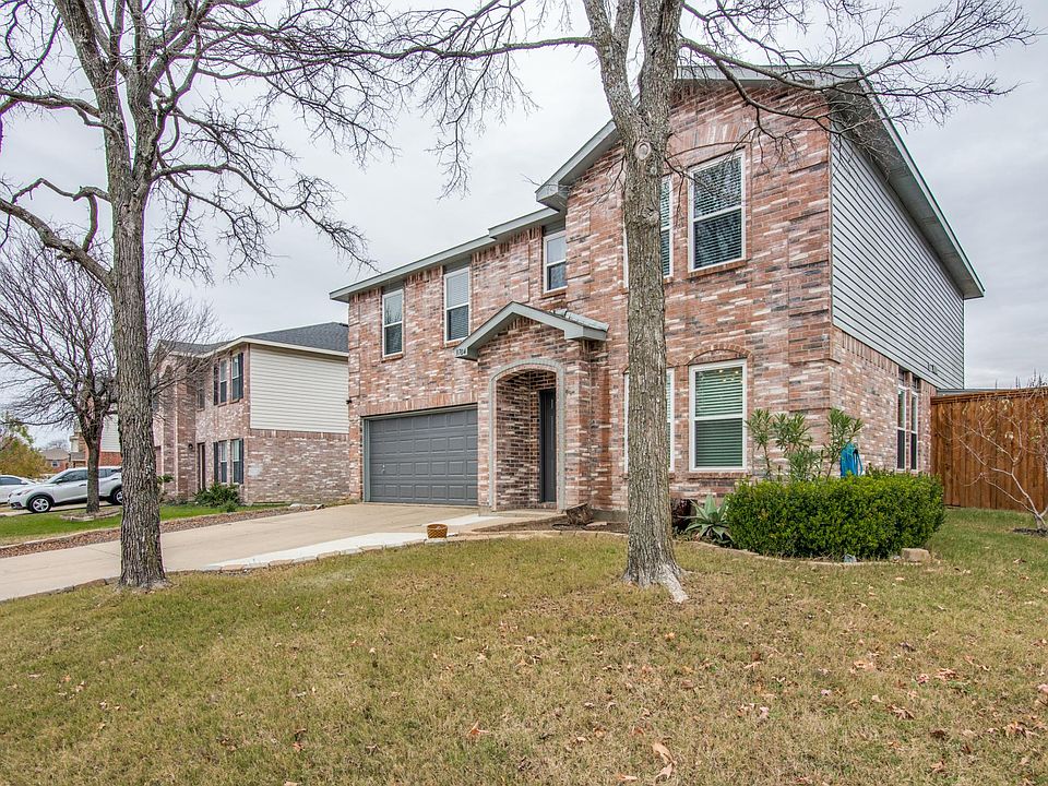 1st image of 3704 Willow Creek Trl