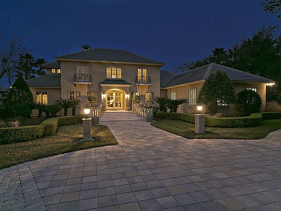 3rd image of 108 Newport Ln