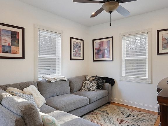 5th image of 131 Charles Rd