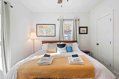 First floor bedroom #2