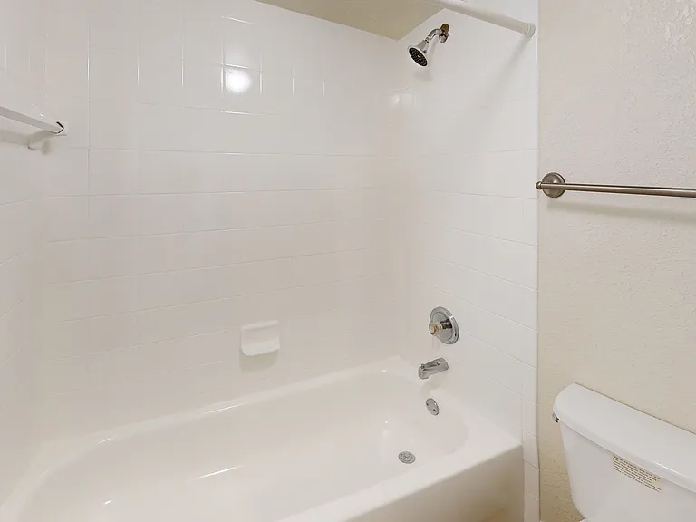 The Breyley Apartments — Photo 47