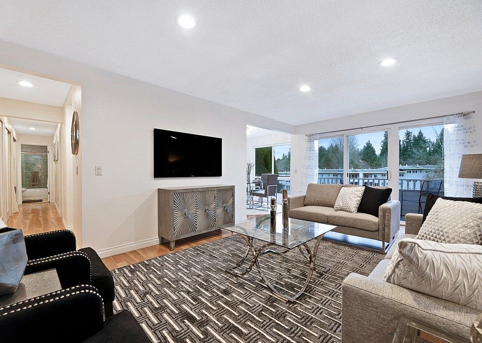 1st image of 12631 NE 9th Pl APT C210