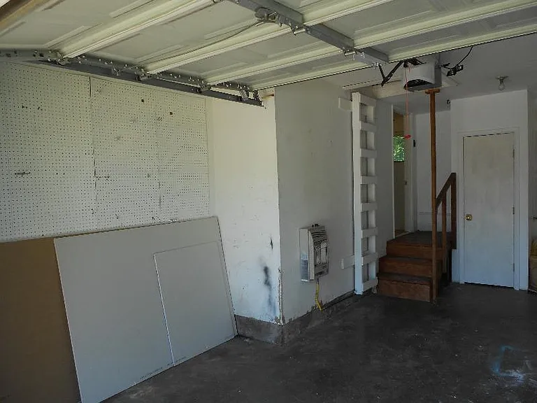 3904 NW 58th St — Photo 14