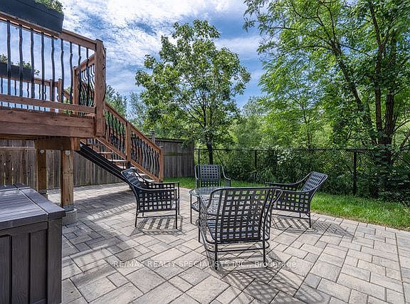 3rd image of 3222 Sharp Rd