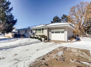 913 68th Ave NE, Fridley, MN 55432