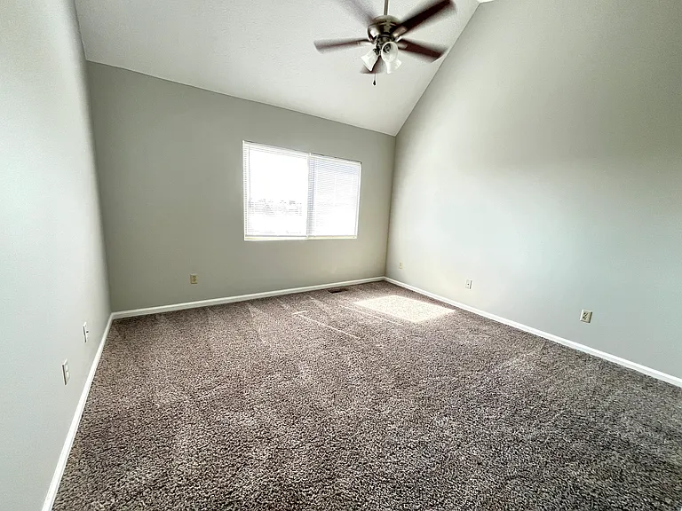 3660 Walden Dr — Photo 19