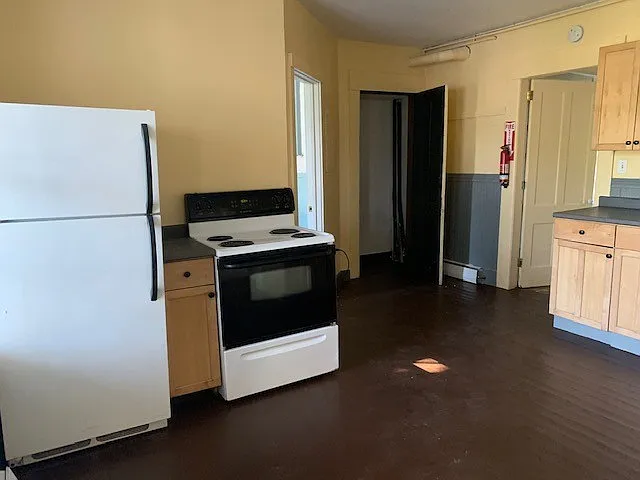 22 Mineral St — Photo 16