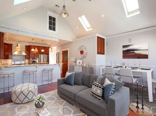 2131 W 18th St #2, Chicago, IL 60608