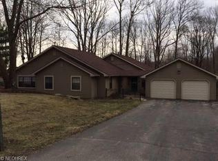 930 Perkins Jones Rd, Warren, OH 44483