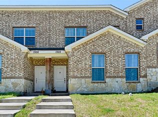 1922 Timber Oaks Dr, Garland, TX