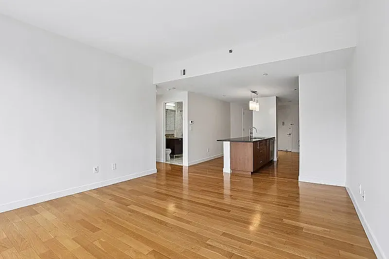 3260 Henry Hudson Pkwy #2P