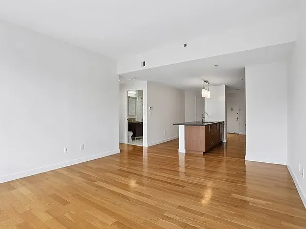 3260 Henry Hudson Pkwy, Bronx, NY