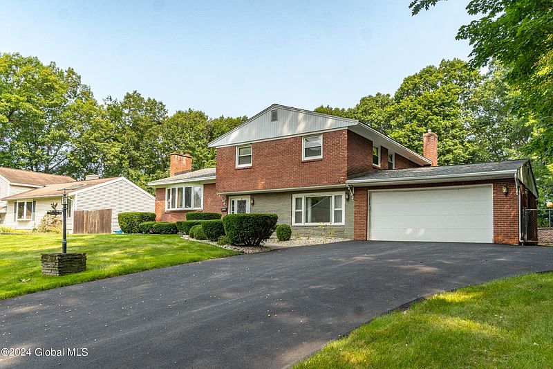5th image of 9 Ten Springs Drive