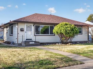 1592 Hoyt Ave E, Saint Paul, MN 55106