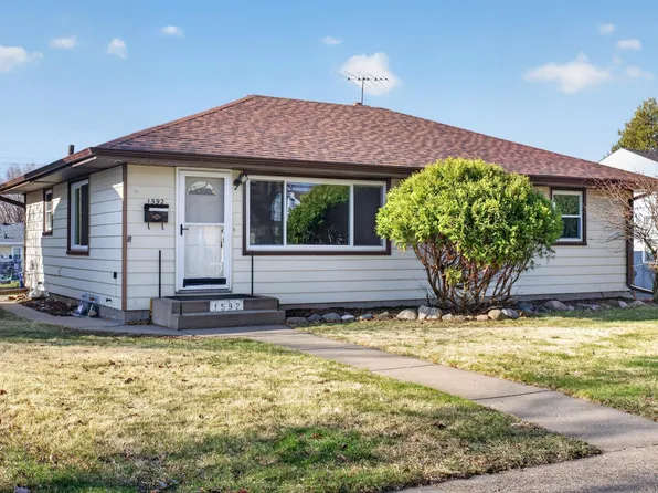 1592 Hoyt Ave E, Saint Paul, MN 55106