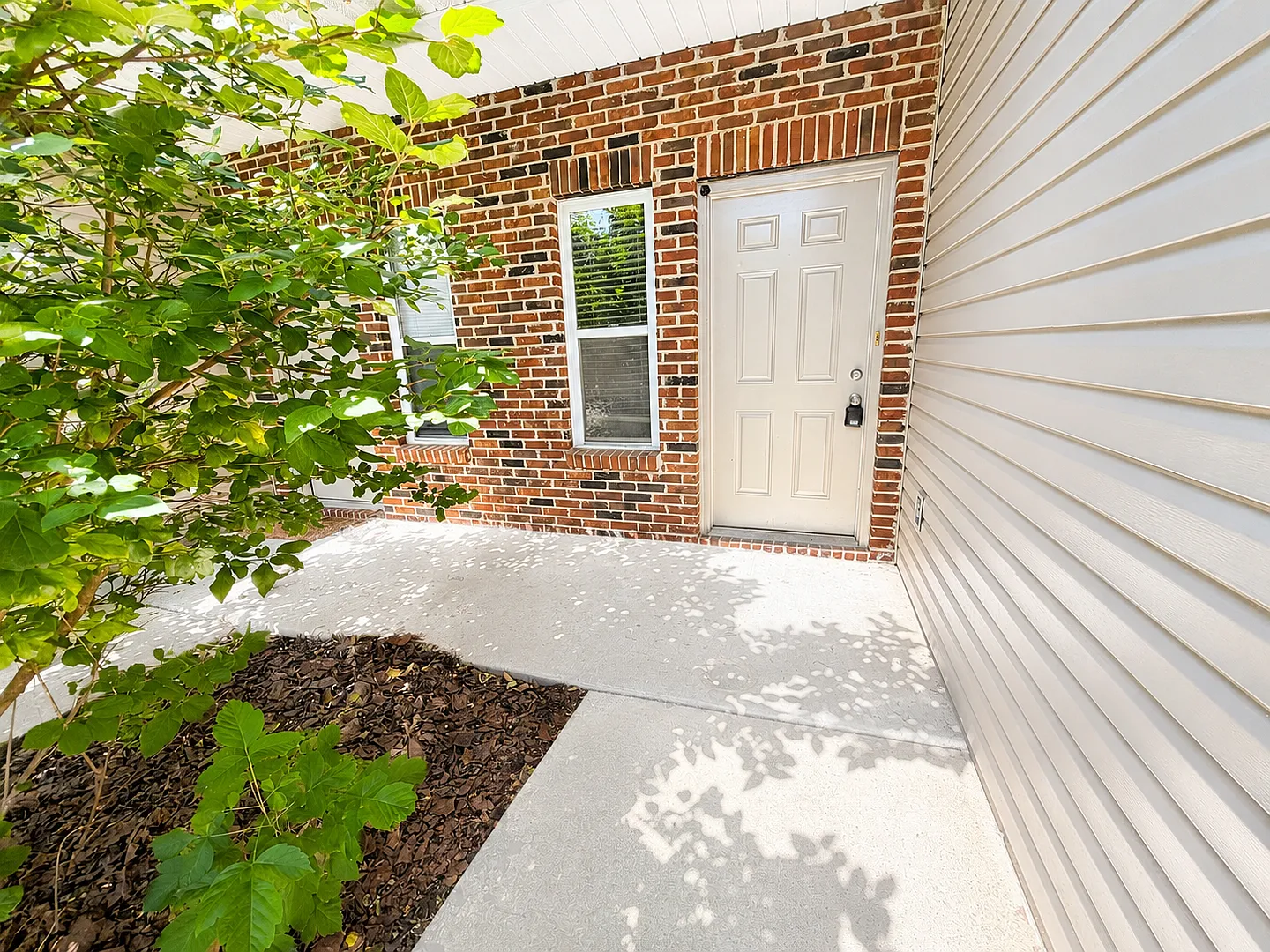 Golf View Gardens Duplex — Photo 3