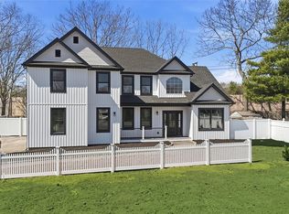 112 S Hillside Avenue, Nesconset, NY 11767