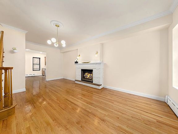 5th image of 357 E 62nd St