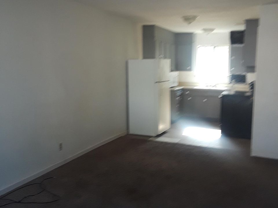 2nd image of 615 N 5th St