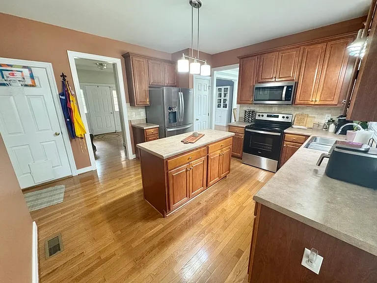 9342 Summer Oak Dr — Photo 6