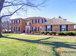 1315 Kristin Dr, Libertyville, IL 60048