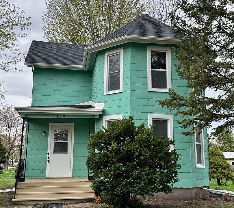 1st image of 410 3rd St