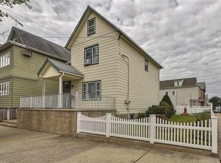 229 Avenue B, Bayonne, NJ 07002
