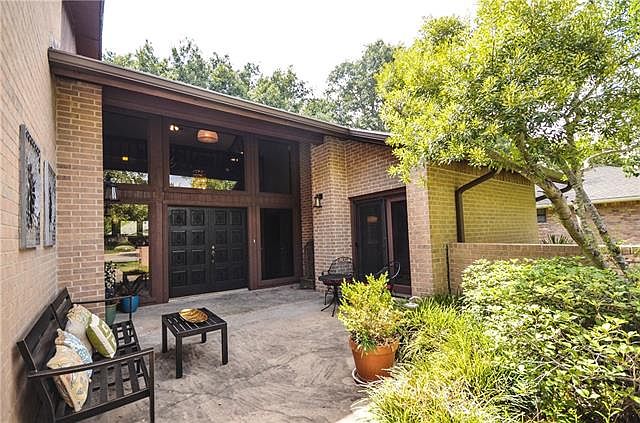 1st image of 1605 Bowie Cir